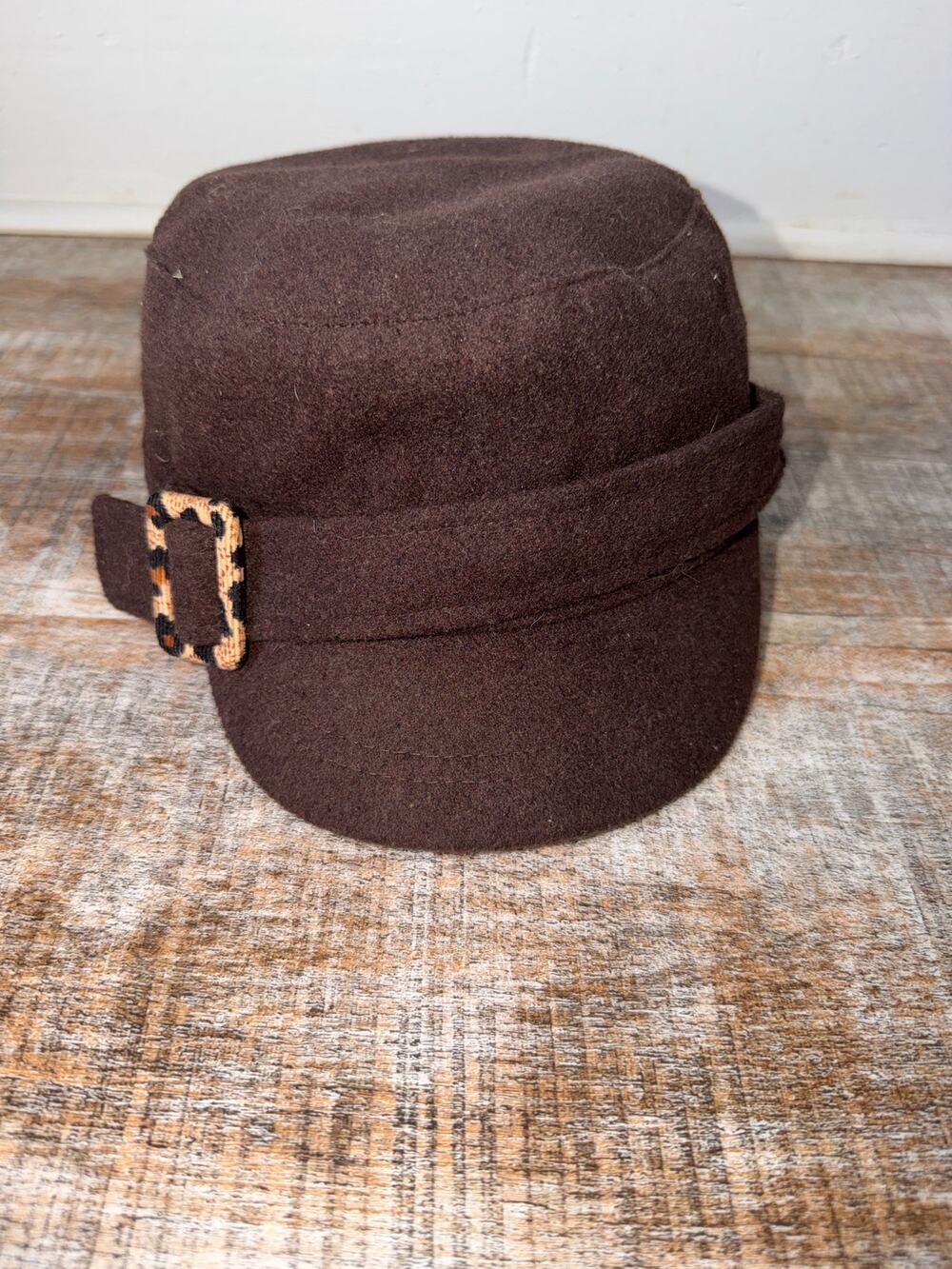 Brown Wool Blend Army Newsboy Cap Hat One Size Y2K Buckle Embellishment Cadet